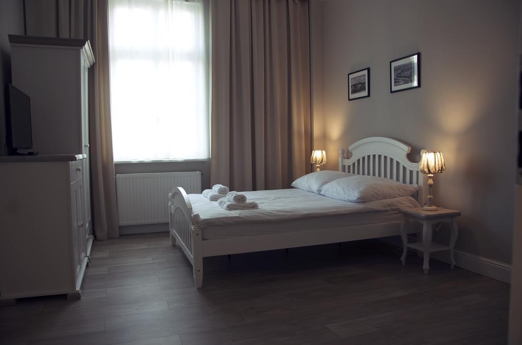 Dwie Wieze Miedzyzdroje Bagian luar foto