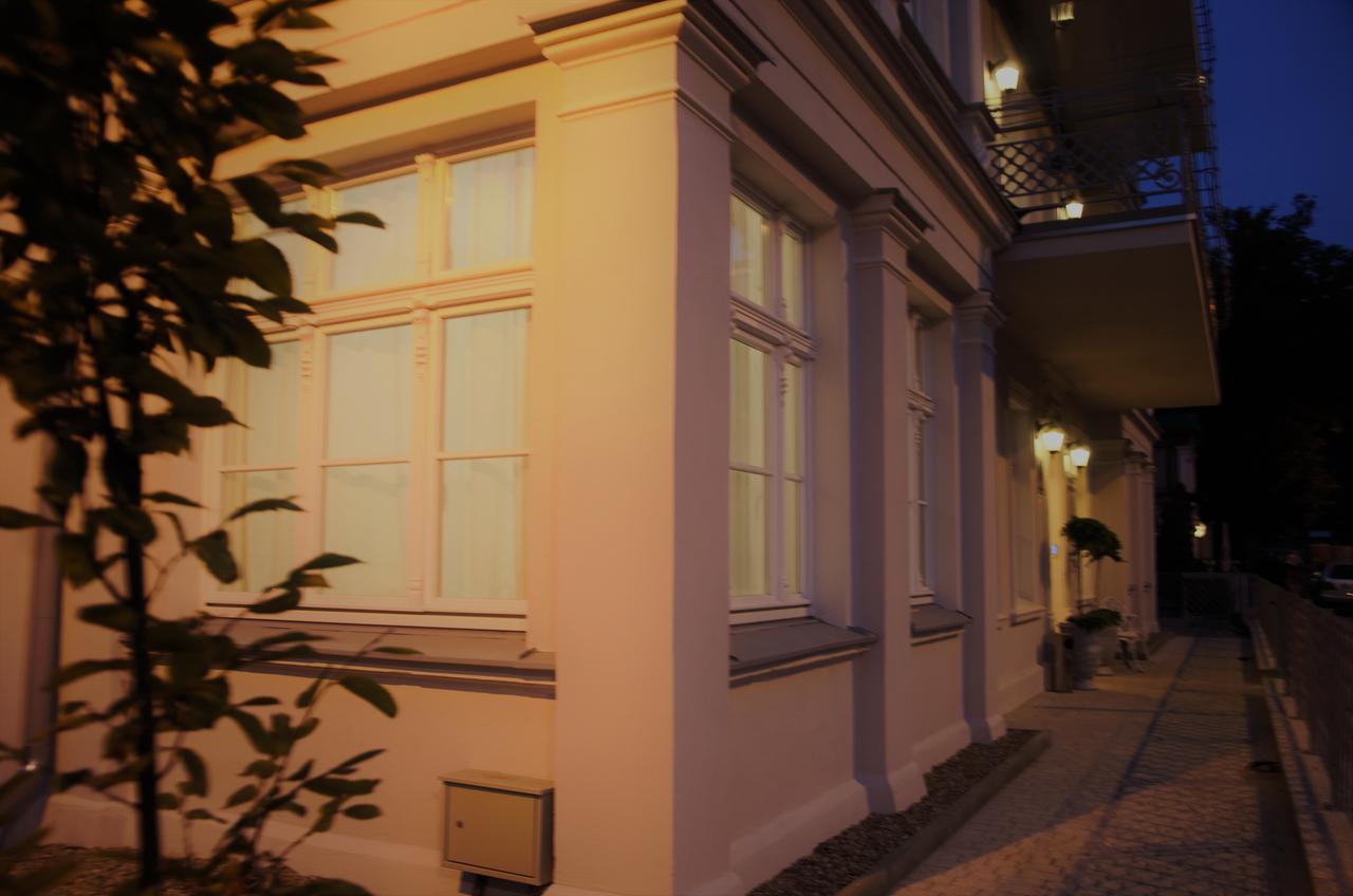 Dwie Wieze Miedzyzdroje Bagian luar foto